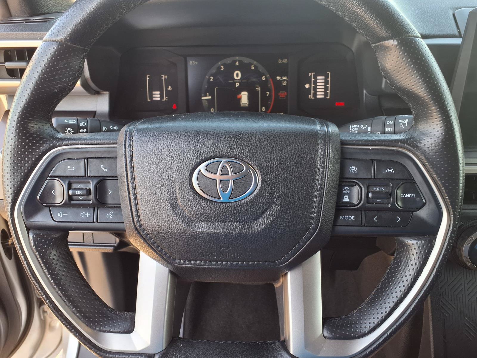 Used 2025 Toyota 4Runner SR5 AWD/4WD image 22