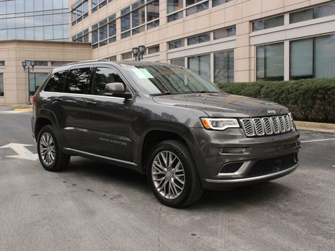 Used 2017 Jeep Grand Cherokee Summit image 1
