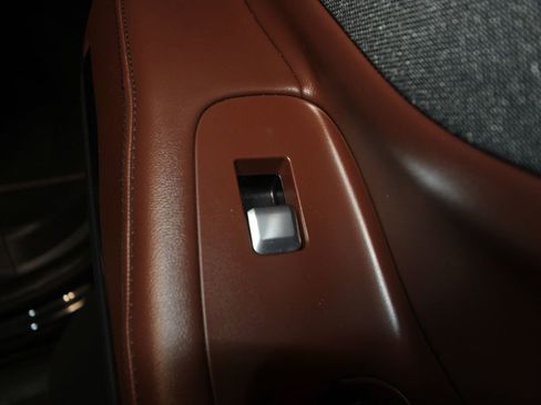 Used 2025 Lincoln Navigator Reserve AWD/4WD image 28