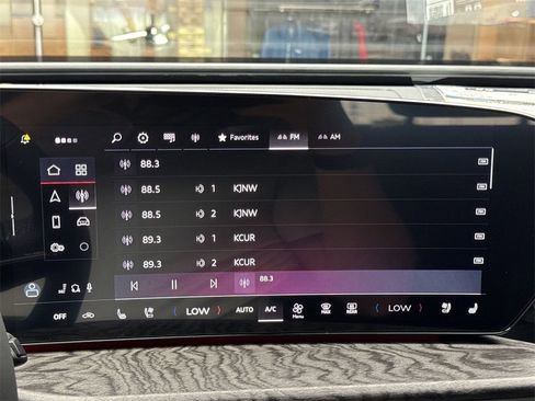 New 2025 Audi Q5 Premium Plus image 16