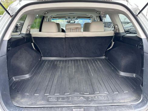 Used 2011 Subaru Outback 3.6R Limited image 29