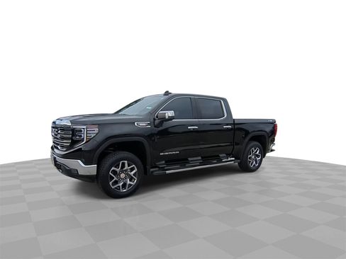 Certified 2023 GMC Sierra 1500 SLT w/ SLT Premium Package image 4