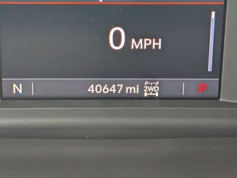 Used 2022 Chevrolet Silverado 1500 RST AWD/4WD image 27