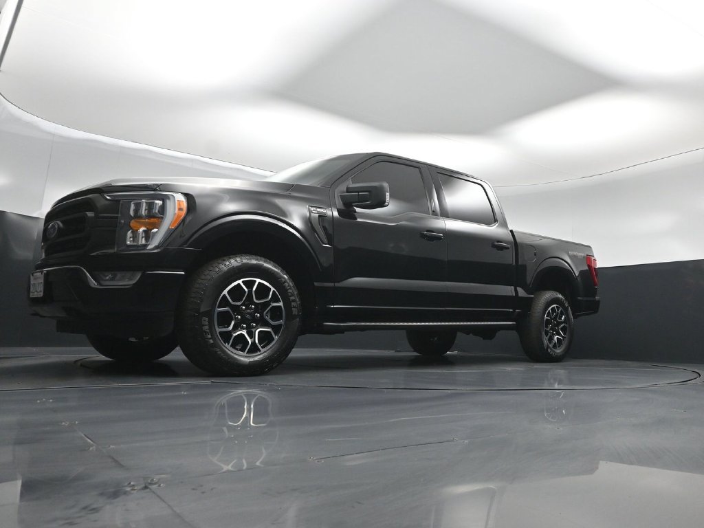Used 2022 Ford F150 XLT w/ Equipment Group 302A High AWD/4WD image 40