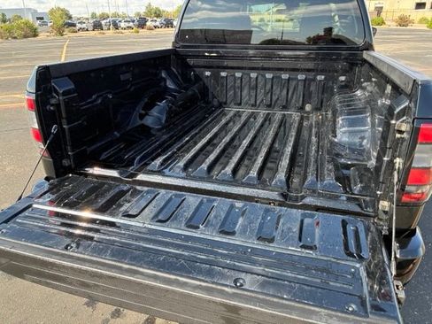 Certified 2025 Nissan Frontier SV AWD/4WD image 19