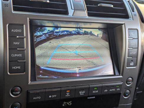 Used 2019 Lexus GX 460 image 25