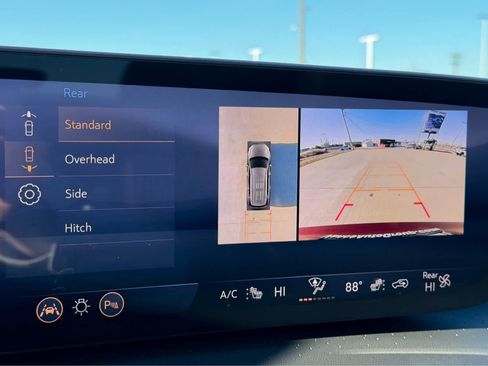 Used 2025 Buick Enclave Avenir w/ Super Cruise Package image 26