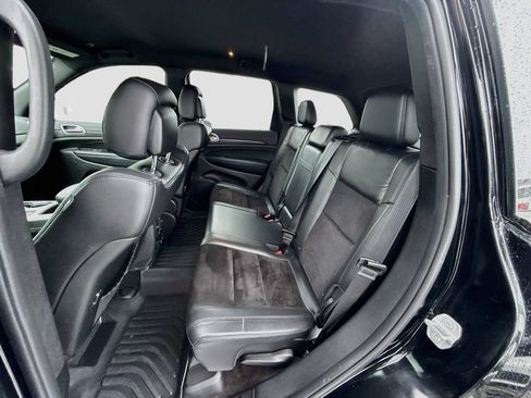 Used 2018 Jeep Grand Cherokee Altitude RWD image 27