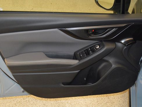 Used 2021 Subaru Crosstrek 2.5i Sport w/ Moonroof Package image 14