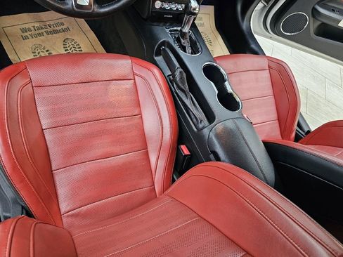 Used 2017 Ford Mustang Premium w/ Equipment Group 201A RWD image 25