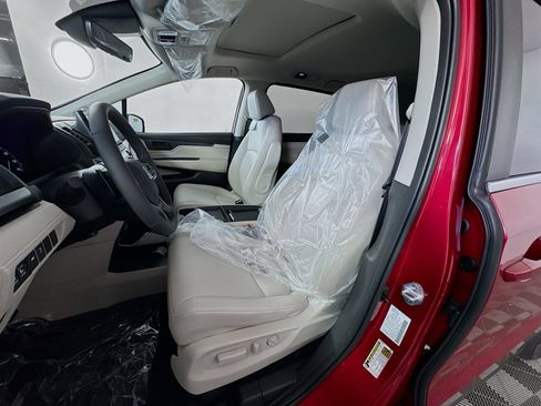 Used 2026 Honda Odyssey EX-L image 11
