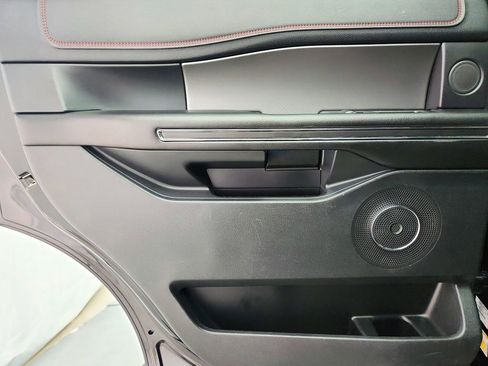 Used 2019 Ford Expedition Limited w/ Equipment Group 303A image 33