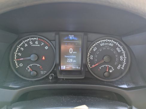 Certified 2023 Toyota Tacoma SR image 17