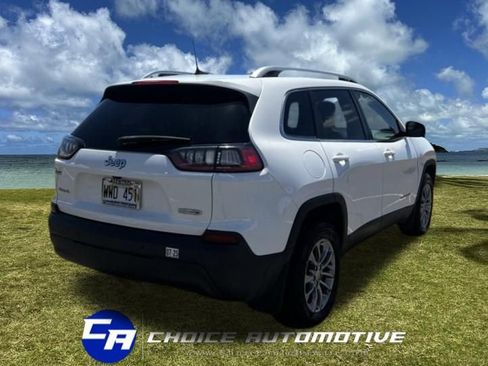 Used 2020 Jeep Cherokee Latitude Plus w/ Cold Weather Group image 8