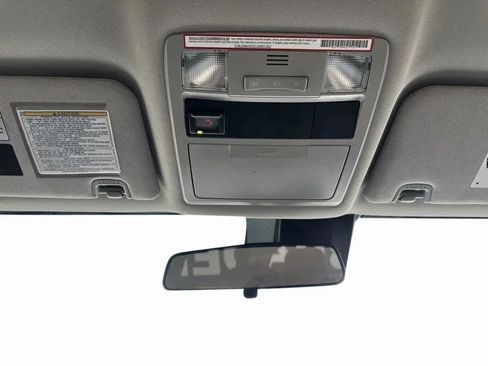 Used 2020 Toyota Tacoma SR image 19