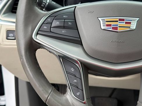 Certified 2023 Cadillac XT5 Premium Luxury AWD/4WD image 25