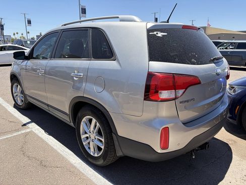 Used 2015 Kia Sorento LX FWD image 7