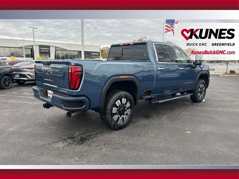 New 2026 GMC Sierra 3500 Denali w/ Denali Reserve Package image 5