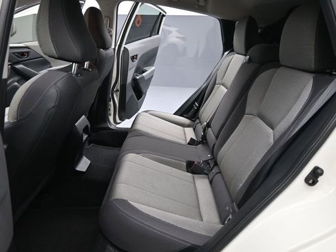 Used 2024 Subaru Crosstrek 2.0i Premium image 15