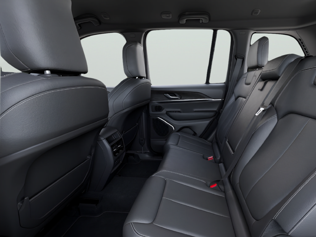 New 2027 Jeep Grand Cherokee Limited AWD/4WD image 24