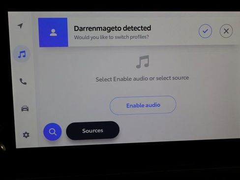 Used 2025 Toyota Camry SE image 25