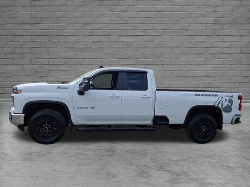 Used 2024 Chevrolet Silverado 2500 LT w/ All Star Edition AWD/4WD image 7