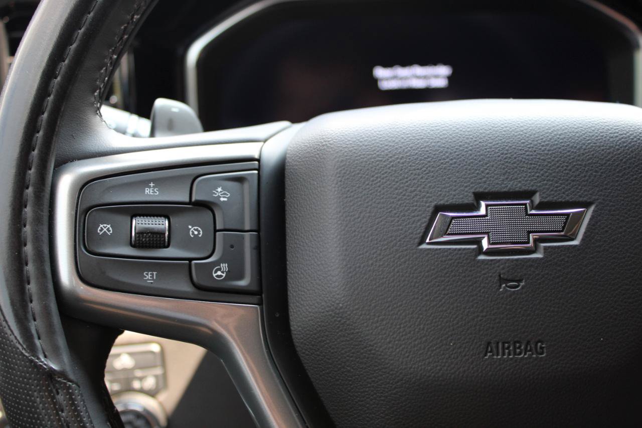 Used 2025 Chevrolet Silverado 1500 RST w/ Convenience Package II AWD/4WD image 17