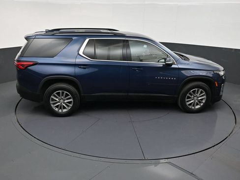 Used 2023 Chevrolet Traverse LT FWD image 14