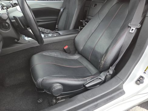 Used 2017 MAZDA MX-5 Miata RF Grand Touring image 20