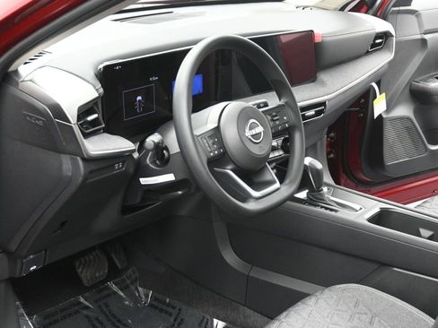 New 2026 Nissan Kicks SV w/ SV Premium Package AWD/4WD image 7