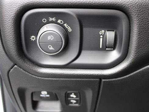 Used 2023 RAM 1500 Big Horn AWD/4WD image 51