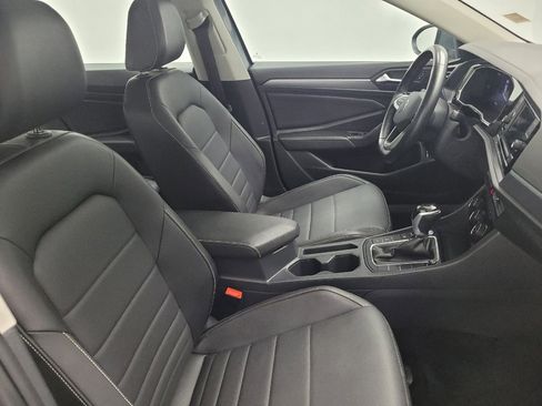 Used 2024 Volkswagen Jetta SE w/ Panoramic Sunroof Package image 21