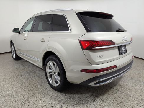 Certified 2023 Audi Q7 2.0T Premium w/ Convenience Package image 5