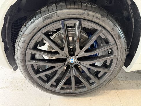 New 2026 BMW X5 xDrive40i AWD/4WD image 8