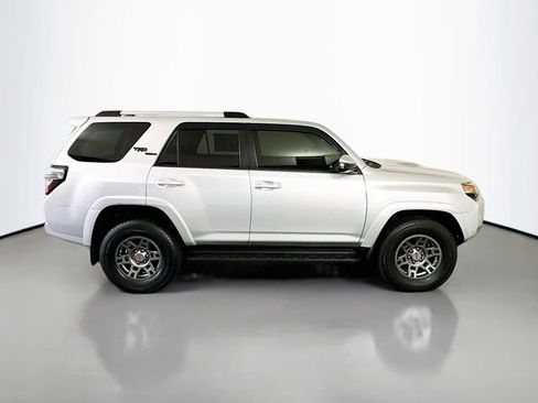 Used 2018 Toyota 4Runner TRD Off-Road w/ TRD Performance Package image 8