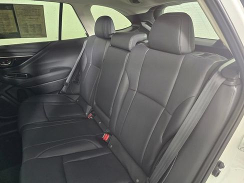 Used 2022 Subaru Outback Limited AWD/4WD image 17