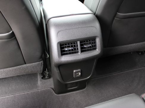 Used 2022 Chevrolet Equinox RS w/ RS Leather Package AWD/4WD image 42