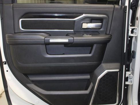 Used 2019 RAM 2500 Laramie image 16