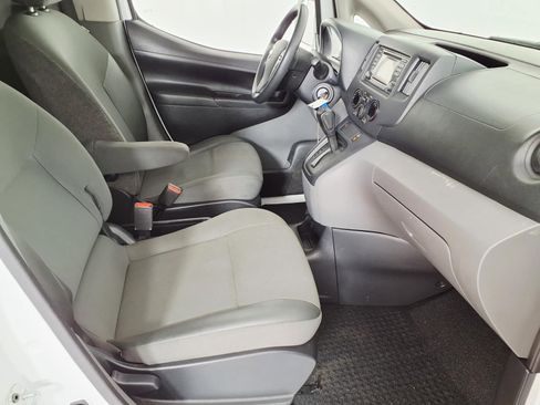 Used 2018 Nissan NV200 SV FWD image 9