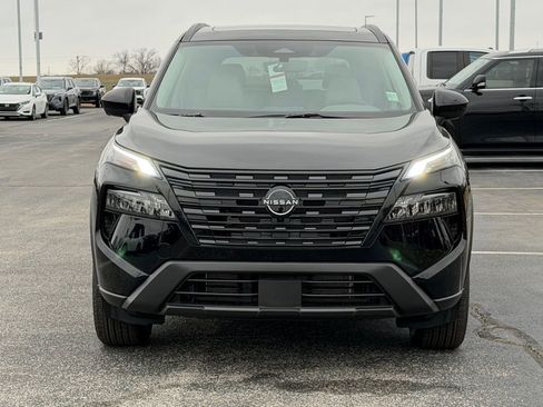 New 2026 Nissan Rogue Dark Armor image 9