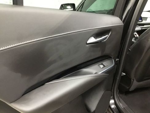 Used 2024 Cadillac XT4 Luxury image 11