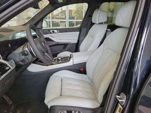 Used 2026 BMW X5 xDrive40i AWD/4WD image 14