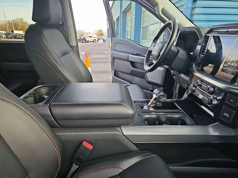 Used 2022 Ford F150 Lariat w/ Max Trailer Tow Package image 10