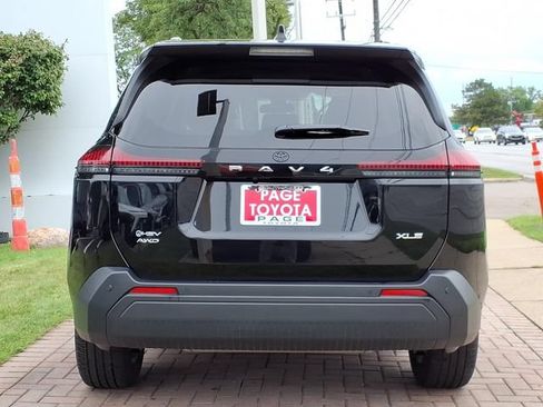Used 2026 Toyota RAV4 XLE Premium AWD/4WD image 5