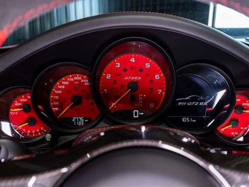 Used 2018 Porsche 911 GT2 RS RWD image 44