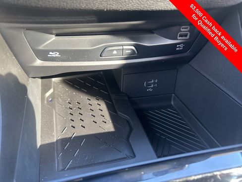 New 2026 Chrysler Pacifica Pinnacle w/ Trailer Tow Group image 18