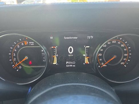 Used 2022 Jeep Wrangler Unlimited Sahara AWD/4WD image 11