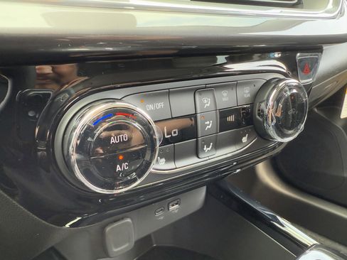 New 2026 Chevrolet Trax ACTIV w/ Driver Confidence Package image 15