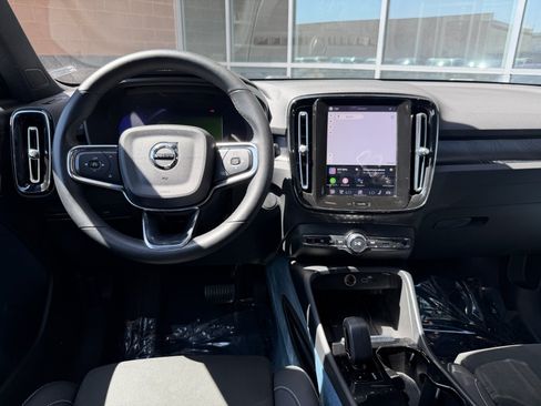 Used 2023 Volvo C40 P8 Recharge Ultimate AWD/4WD image 16