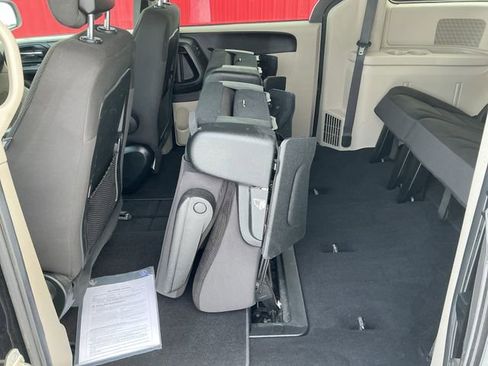 Used 2017 Dodge Grand Caravan SE w/ Power Window Group image 36